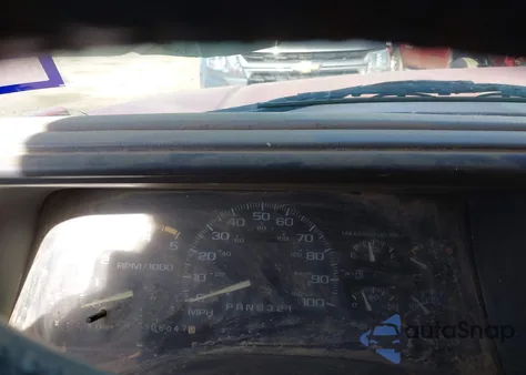 1995 Chevrolet Gmt-400 C1500 z USA, uszkodzony, nr VIN 2GCEC19K7S1296049